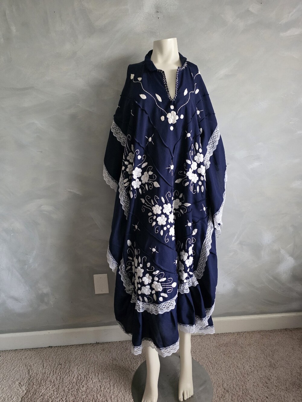 Vtg Blue White Mexican Floral Hand Embroidered Lace Huipil Maxi Dress